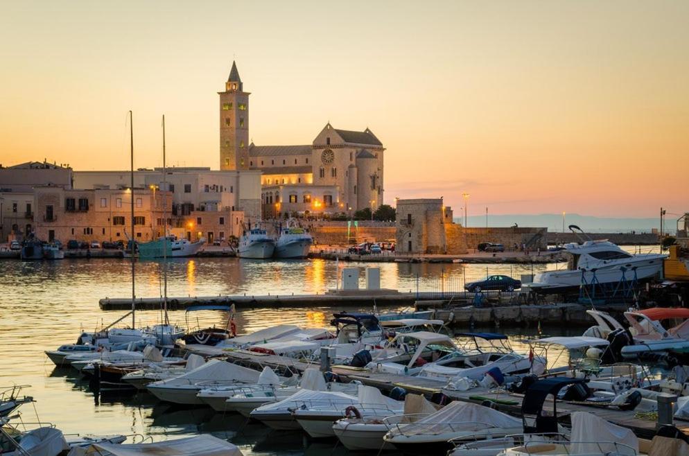 Villa Insula Maris Trani Exterior foto